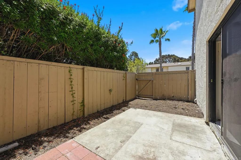 https://cdn.realtyfeed.com/cdn/127/306750565/5dc77f6db40a25e593b31b46b75adb58.webp