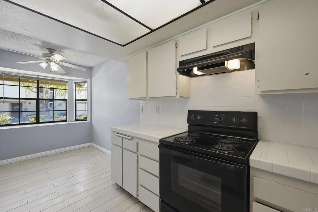 https://cdn.realtyfeed.com/cdn/127/306750565/a378e291feeec5984d494708d61f7206.webp
