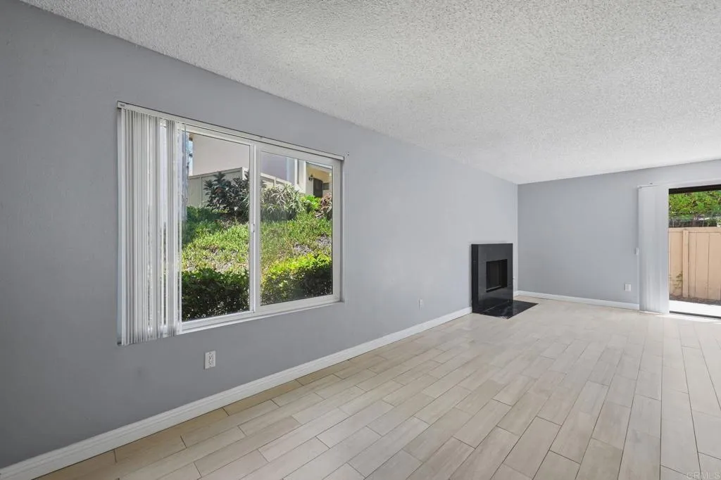 https://cdn.realtyfeed.com/cdn/127/306750565/a646143465a1365e2b34d614a4652437.webp