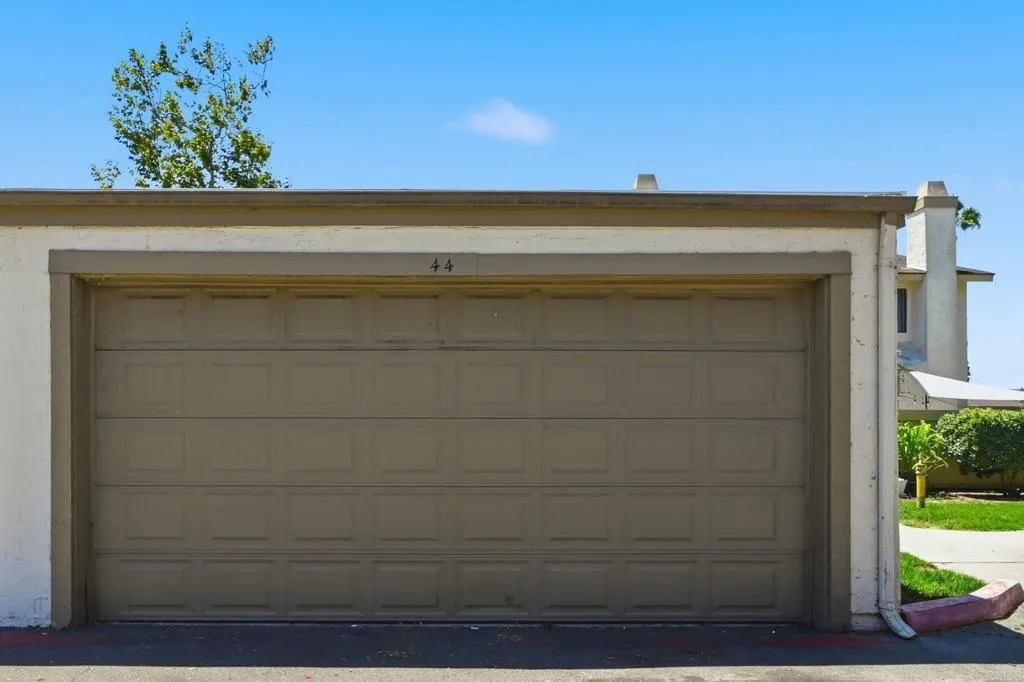 https://cdn.realtyfeed.com/cdn/127/306750565/c7388beae4ee1d3f54fa9c8e91d7ff8b.webp