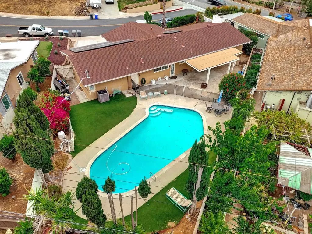 https://cdn.realtyfeed.com/cdn/127/306750586/735e14b0842ce861ceafd1ab9c0bc7fe.webp