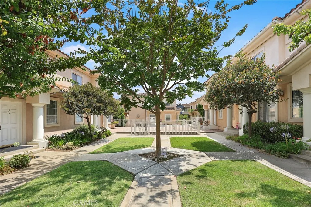 118 N Marengo Avenue Unit C, Alhambra, CA 91801 - Photo 4 of 35, Alhambra, CA