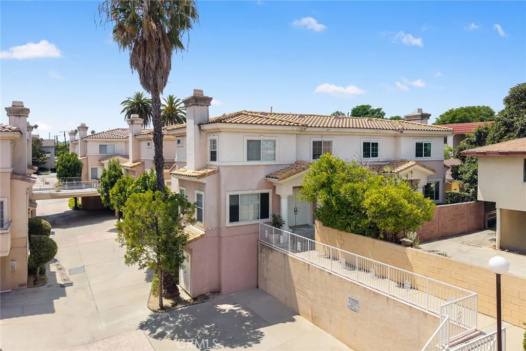 118 N Marengo Avenue Unit C, Alhambra, CA 91801 - Photo 5 of 35, Alhambra, CA