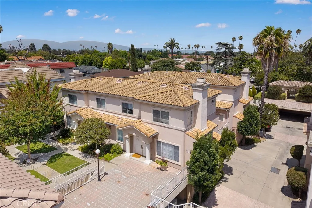 118 N Marengo Avenue Unit C, Alhambra, CA 91801 - Photo 3 of 35, Alhambra, CA
