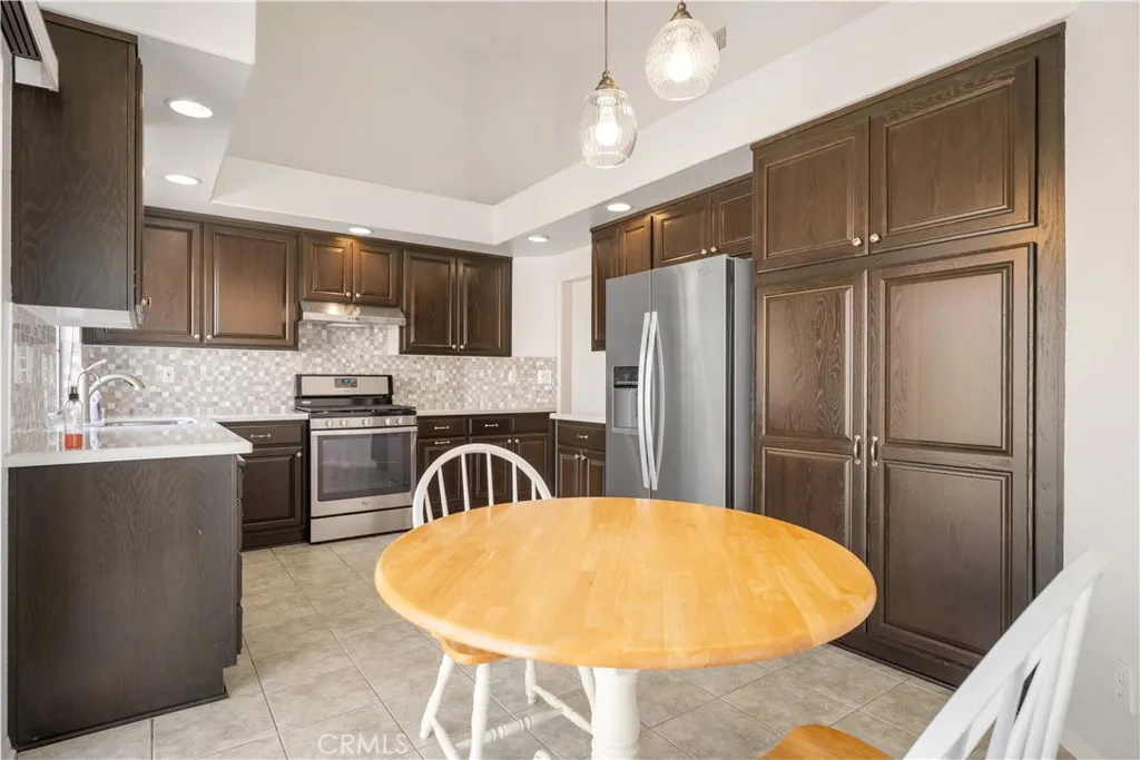 1062 Brookfield Place Unit 54, Glendora, CA 91741 - Photo 5 of 42, Glendora, CA