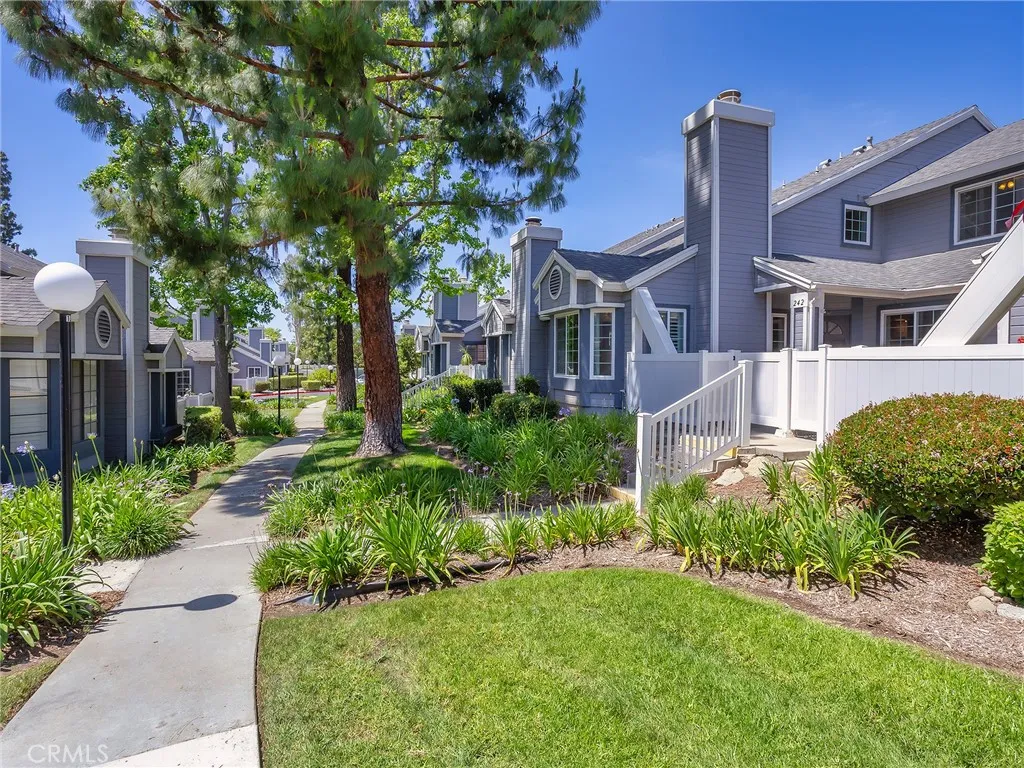 242 Spruce Court, Azusa, CA 91702 - Photo 2 of 54, Azusa, CA
