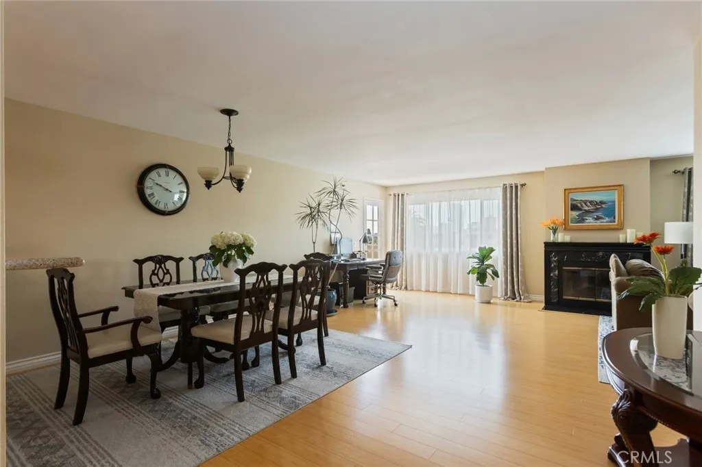 726 Elm Avenue Unit 404, Long Beach, CA 90813 - Photo 4 of 31, Long Beach, CA