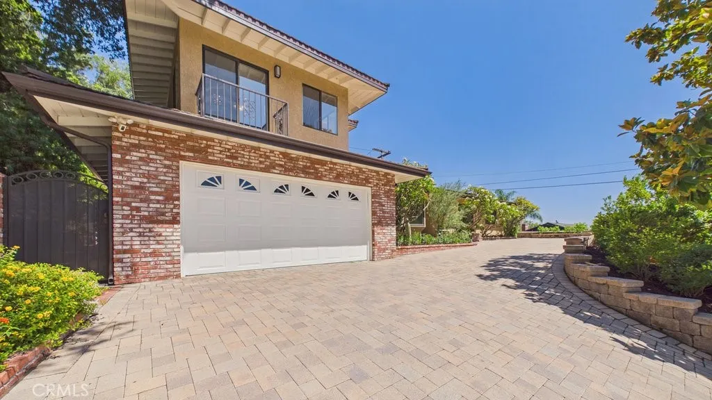 340 Toyon, Sierra Madre, CA 91024 - Photo 4 of 59, Sierra Madre, CA