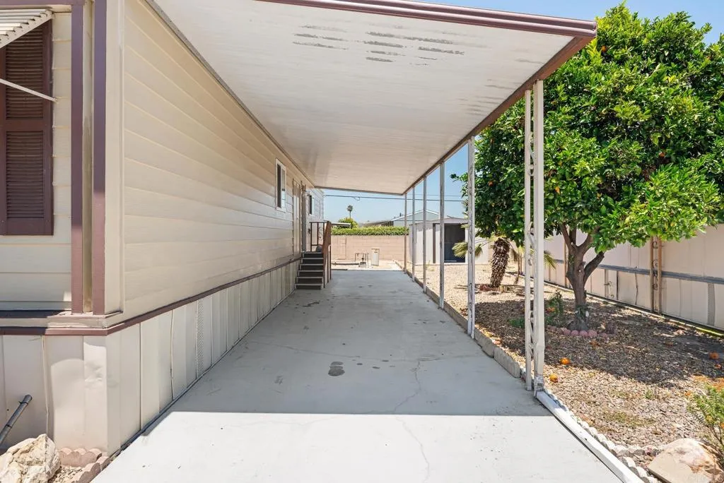 https://cdn.realtyfeed.com/cdn/127/306750644/6e55bd7cc8da2904d18e83cb9195c3f2.webp