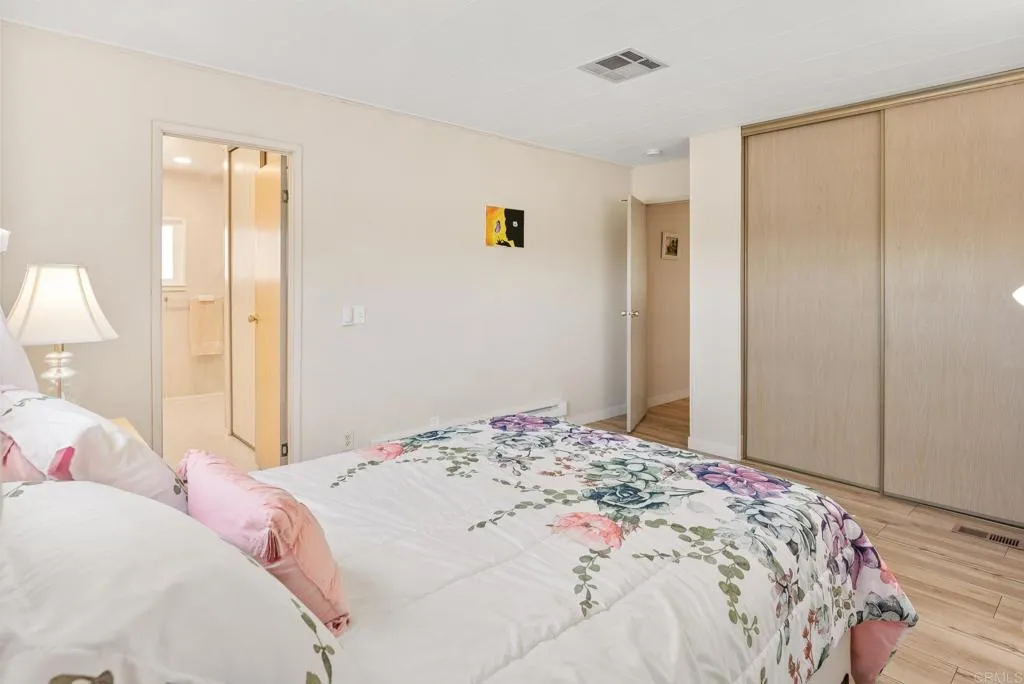 https://cdn.realtyfeed.com/cdn/127/306750644/917be78687e1ff9c475977789c24a1f0.webp
