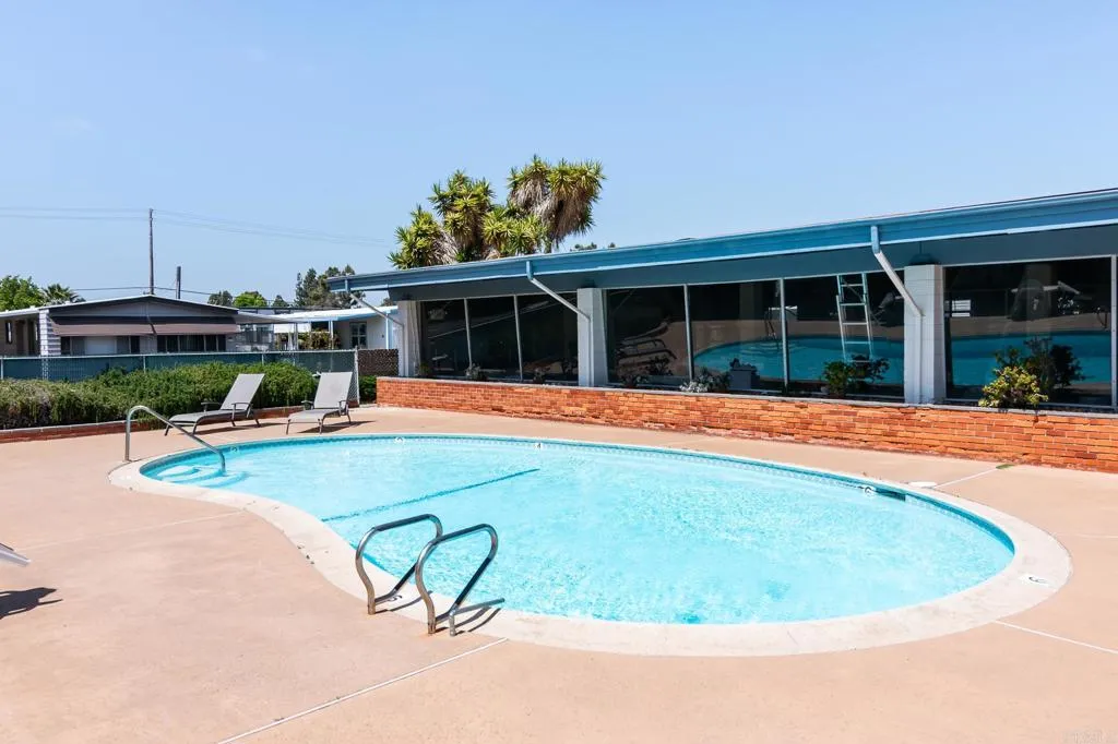 https://cdn.realtyfeed.com/cdn/127/306750644/ed6c20099886a94361ed48856fdaec8a.webp