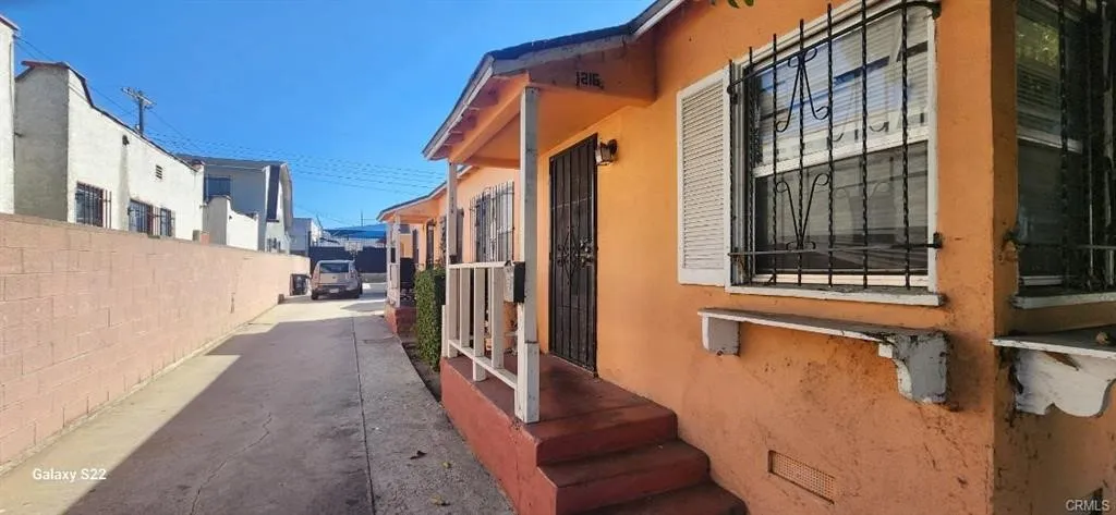 1214 W 85th Street, Los Angeles, CA 90044 - Photo 3 of 7, Los Angeles, CA