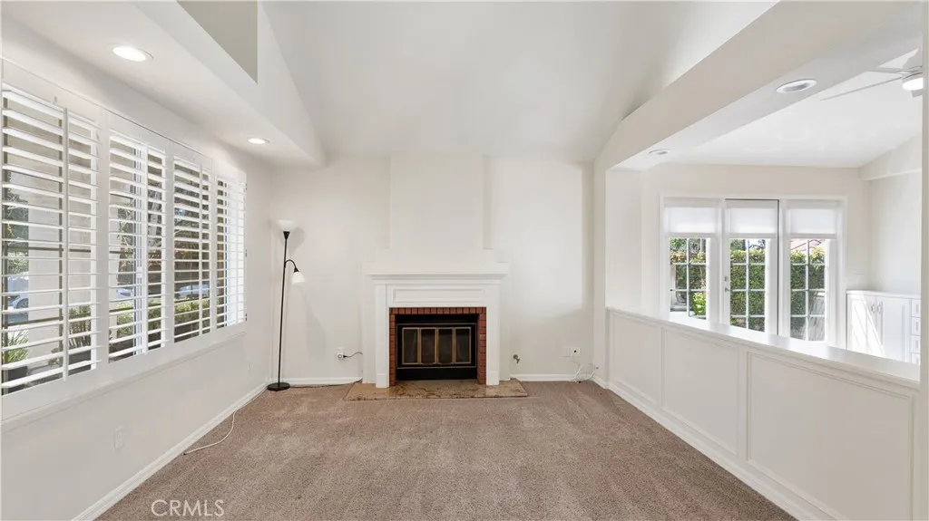 25950 Coloretti Court, Valencia, CA 91355 - Photo 4 of 30, Valencia, CA