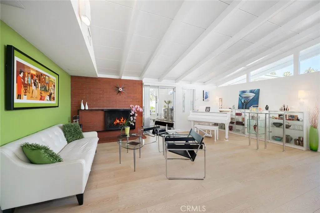 19800 Friar, Woodland Hills, CA 91367 - Photo 4 of 41, Woodland Hills, CA