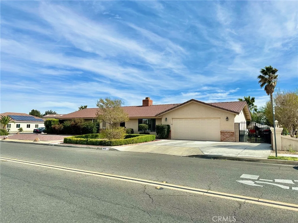 18143 Kalin Ranch Drive, Victorville, CA 92395 - Photo 2 of 39, Victorville, CA