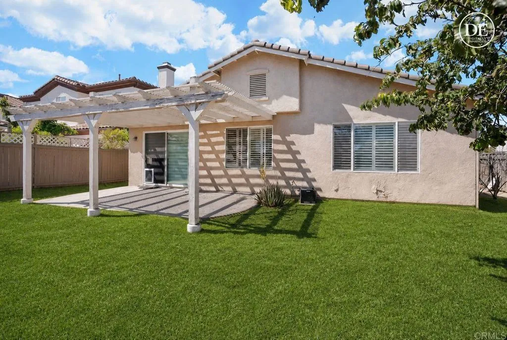 https://cdn.realtyfeed.com/cdn/127/306750716/0adc978398f17bd319669e8217d4b612.webp