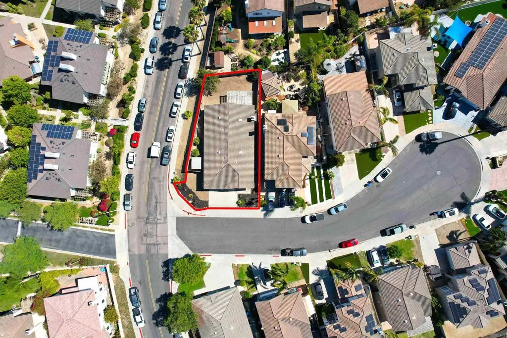 https://cdn.realtyfeed.com/cdn/127/306750716/47b045dfedcc8c070a3c34af846a0c3b.webp