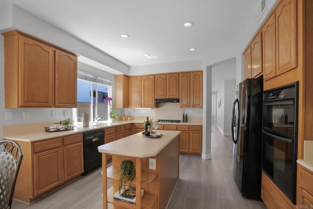 https://cdn.realtyfeed.com/cdn/127/306750716/d3727c0d05ec6abba36fc4307ff38ba8.webp
