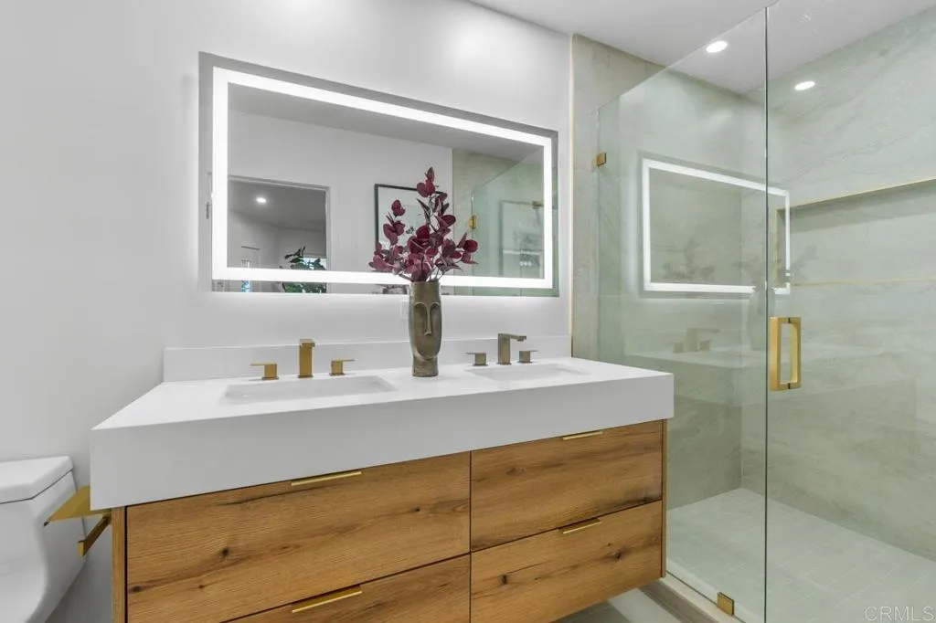 https://cdn.realtyfeed.com/cdn/127/306750728/1a438bf4d9a8ecc2d8f5c9c90260a56b.webp