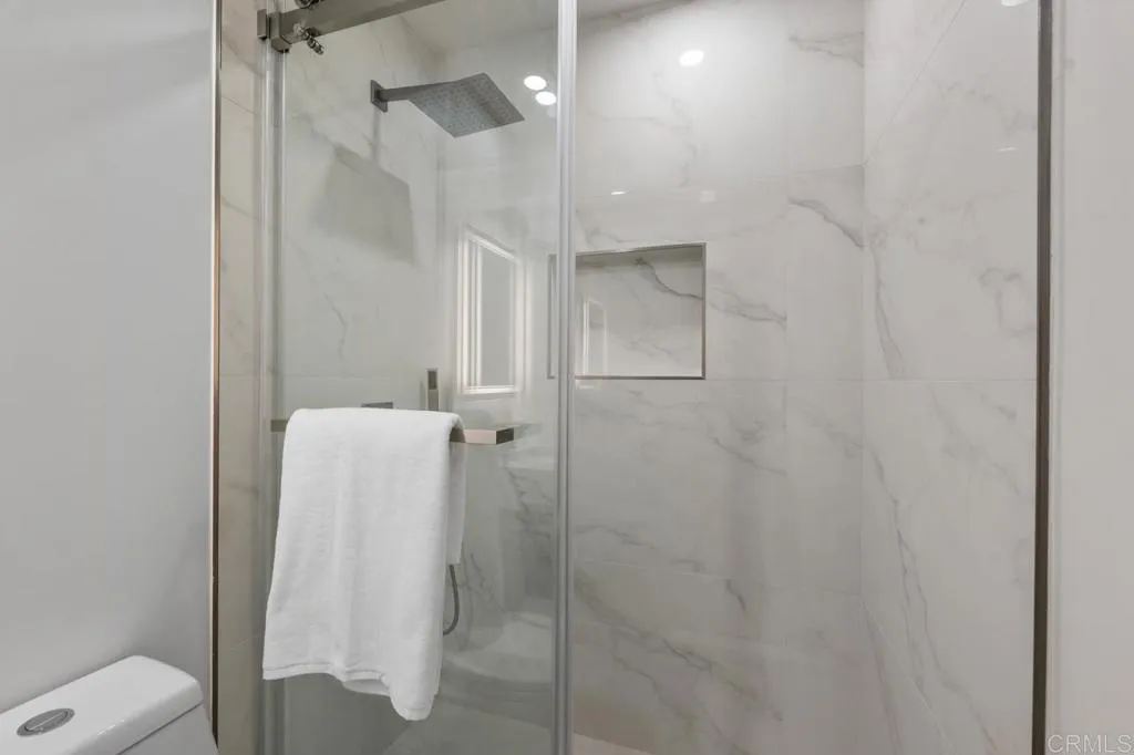 https://cdn.realtyfeed.com/cdn/127/306750728/8241c27ab9dcf0e510e085c284c4f117.webp