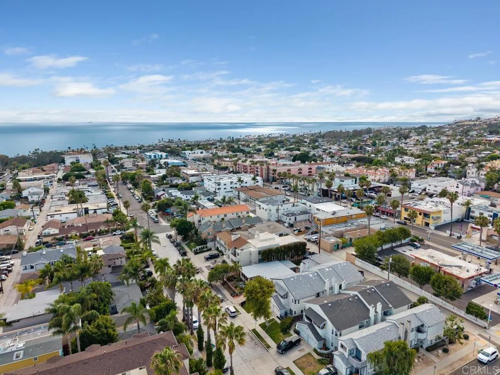 https://cdn.realtyfeed.com/cdn/127/306750728/86d0665c044cd1ffd4c61a93d1f98473.webp