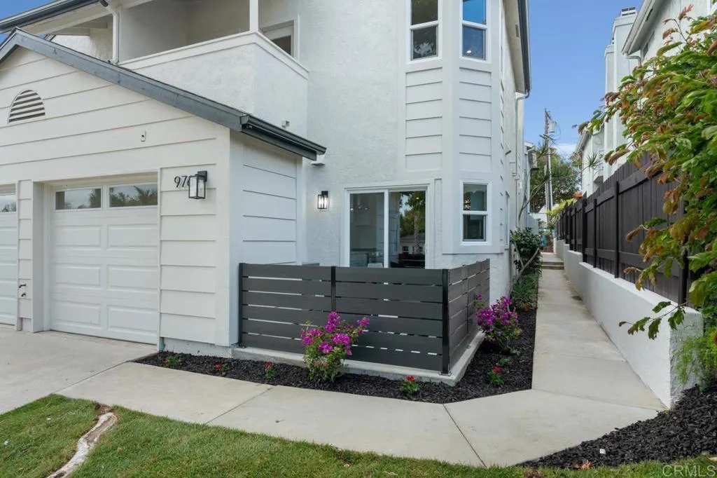 https://cdn.realtyfeed.com/cdn/127/306750728/a83af4a3687ceffb57a566292d30c28a.webp