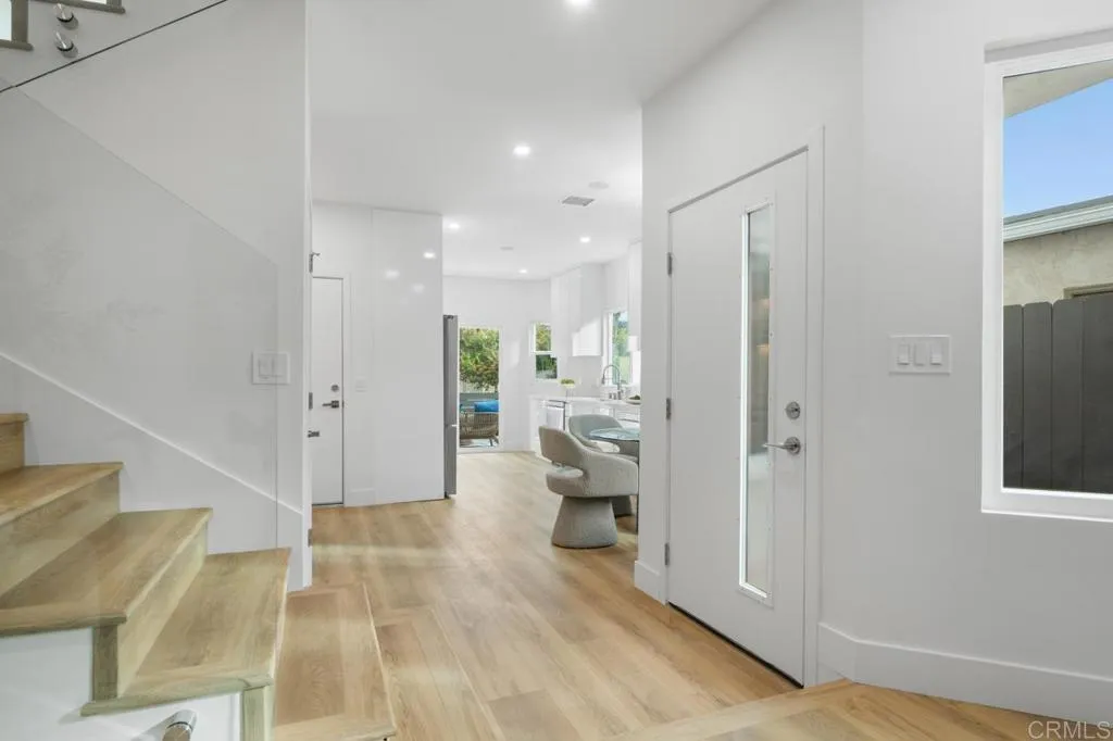 https://cdn.realtyfeed.com/cdn/127/306750729/10068743ab3695a501bbb797f32f3a8f.webp