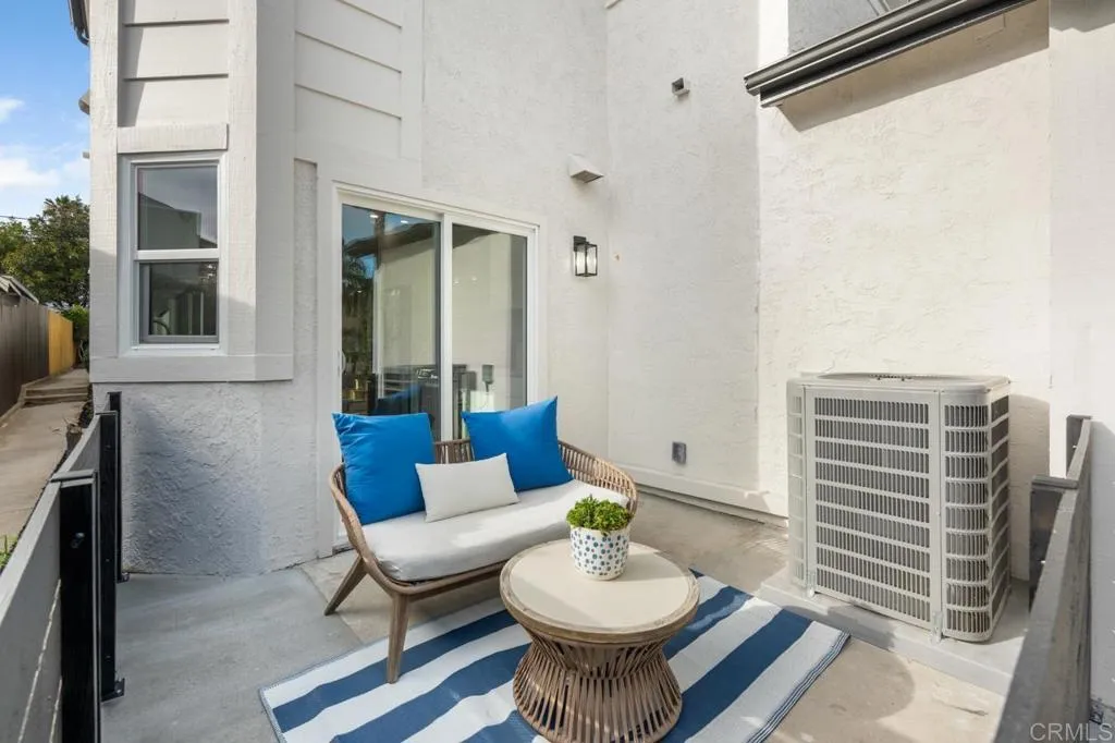 https://cdn.realtyfeed.com/cdn/127/306750729/127f92c2f78161e90f944d09504d50d5.webp