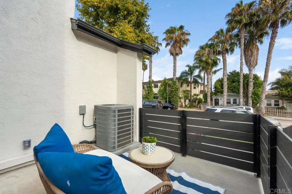 https://cdn.realtyfeed.com/cdn/127/306750729/2ff8eb6b69e92d6326cbe5e530c39a93.webp