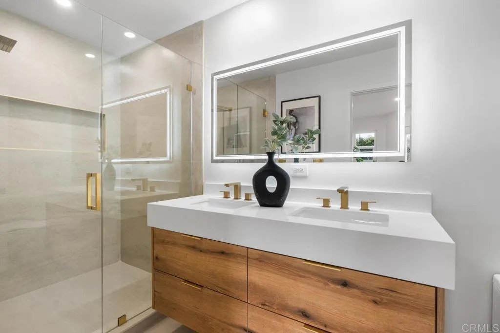 https://cdn.realtyfeed.com/cdn/127/306750729/400ba70755fc81c6b161d1b244cba4cc.webp