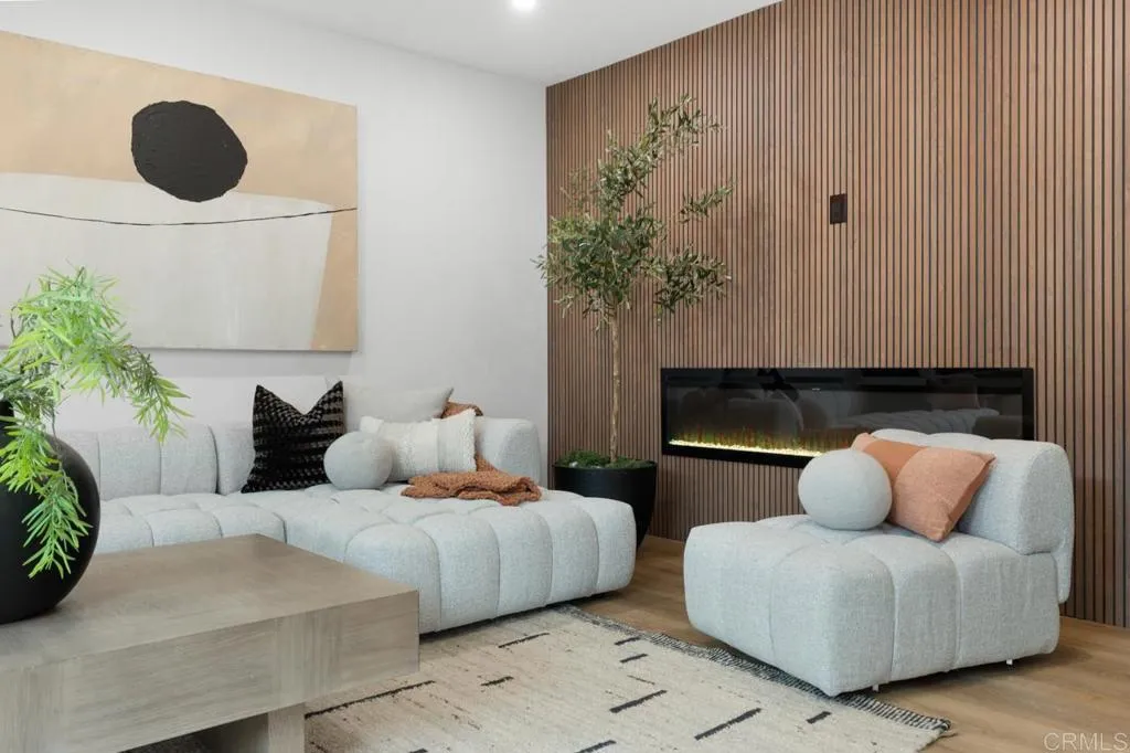 https://cdn.realtyfeed.com/cdn/127/306750729/484ec72c42769a43281d75bafc2739ba.webp