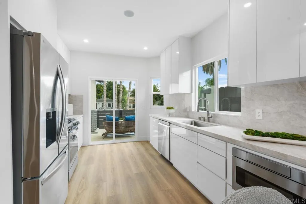 https://cdn.realtyfeed.com/cdn/127/306750729/4e1c54b75cd83214899101238222e015.webp