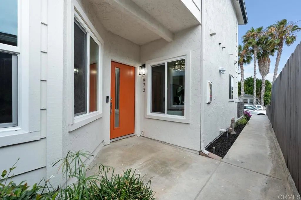 https://cdn.realtyfeed.com/cdn/127/306750729/7cc608de731983daabd7efc2b84540fd.webp