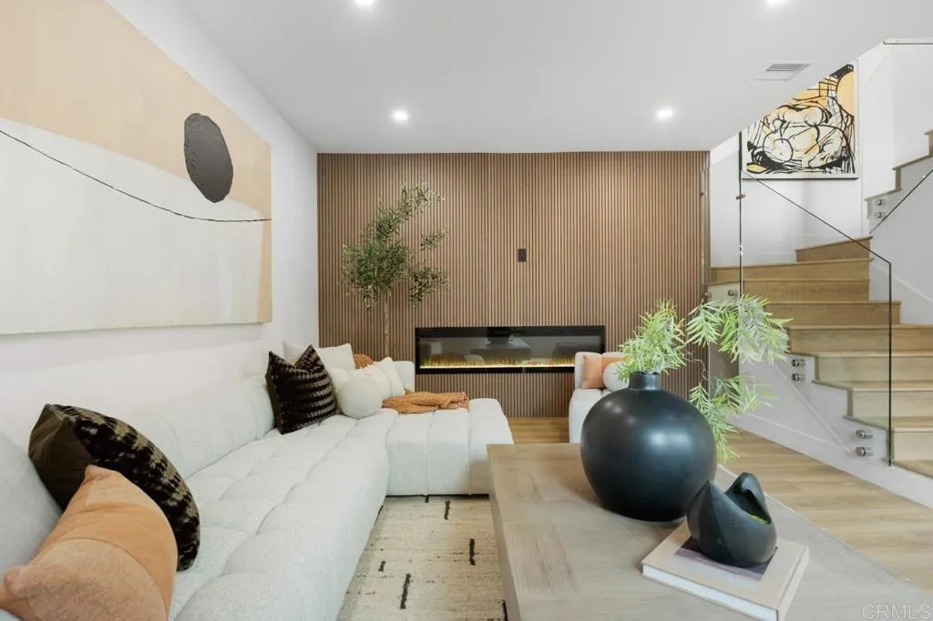 https://cdn.realtyfeed.com/cdn/127/306750729/bc3f0c5f27f8366c8ed90c6e070a65ca.webp