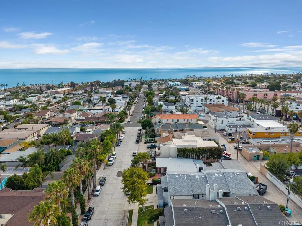 https://cdn.realtyfeed.com/cdn/127/306750729/ca3c7688824c0062097e31348e097cd5.webp