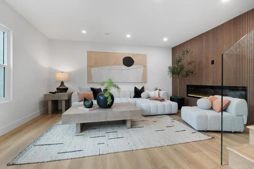 https://cdn.realtyfeed.com/cdn/127/306750729/e2a90d6f53e2ff7b0c74ddb5647b3dc1.webp