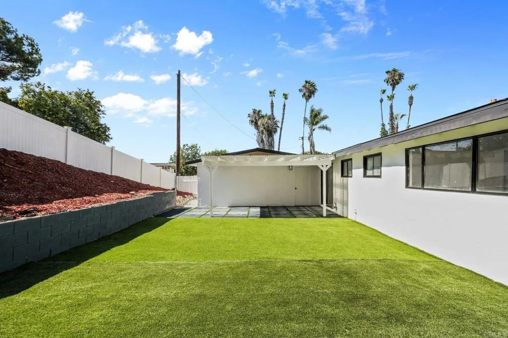 https://cdn.realtyfeed.com/cdn/127/306750732/1c0516394909d5cfa5355d2d91b1fca6.webp