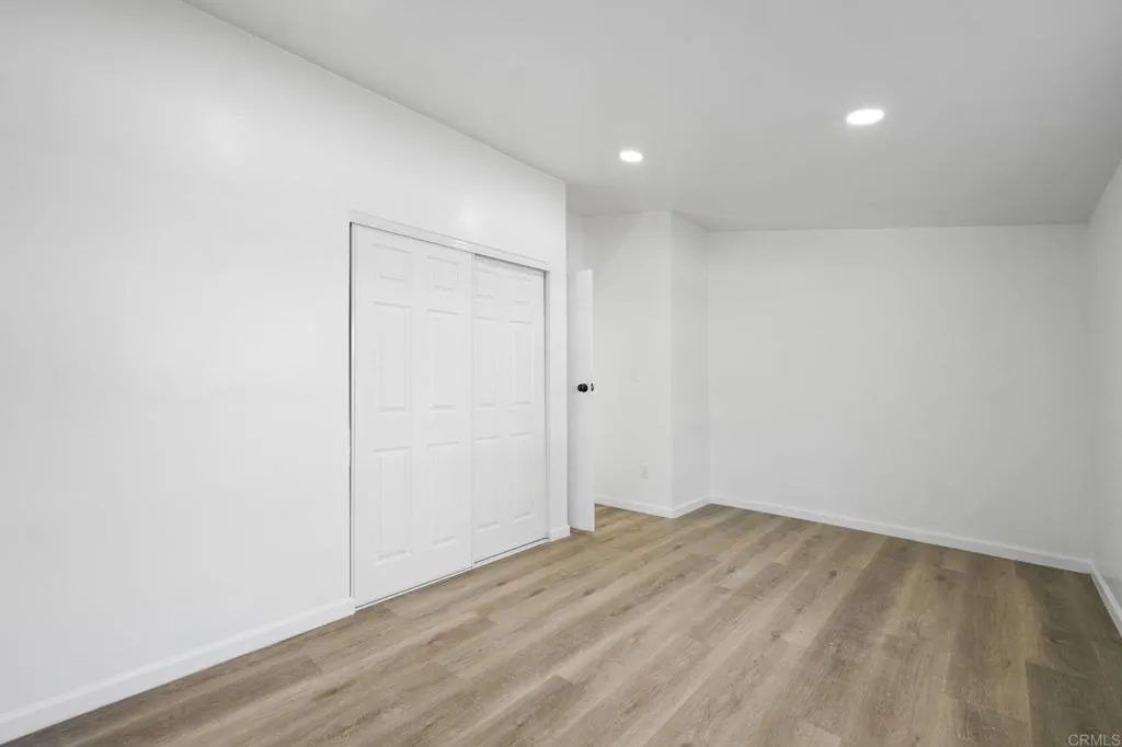 https://cdn.realtyfeed.com/cdn/127/306750732/2b991f263c6cd33e416aae30ab1280c4.webp