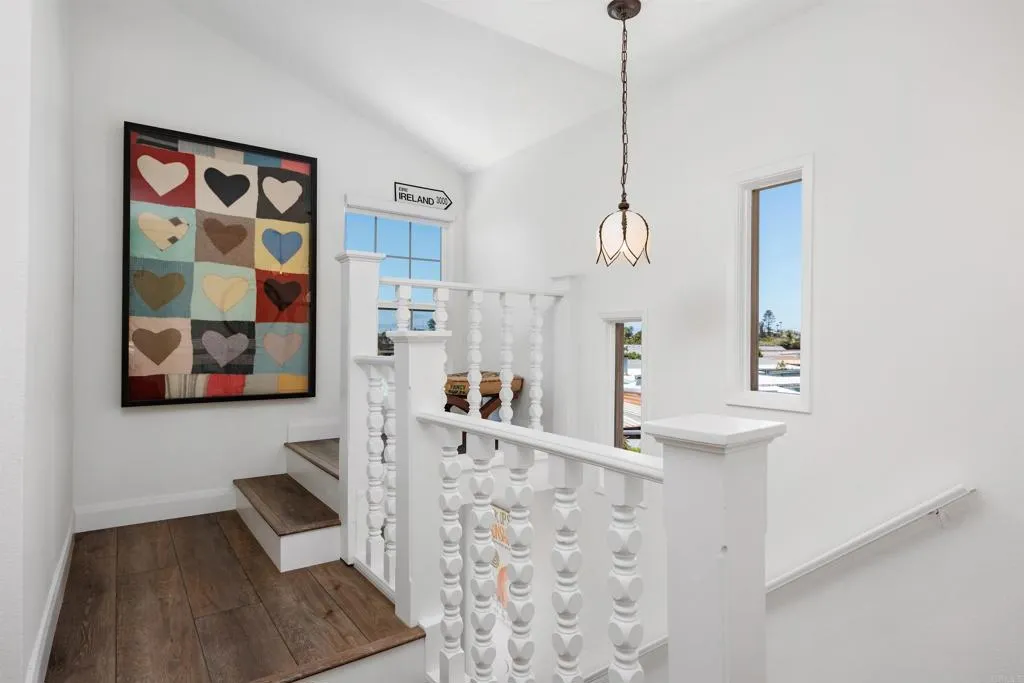 https://cdn.realtyfeed.com/cdn/127/306750735/4cc1b9d4fa7b6e37d3083a0be3a5aced.webp