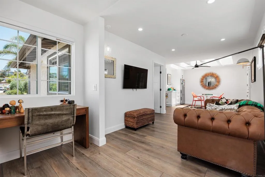 https://cdn.realtyfeed.com/cdn/127/306750735/80bb943c1d51a1e7f730b00c66c4ec54.webp