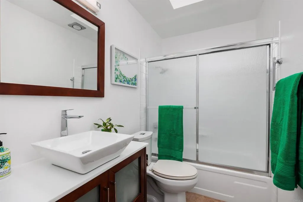 https://cdn.realtyfeed.com/cdn/127/306750735/9da1a2ee56b2692901cb0e0030022455.webp