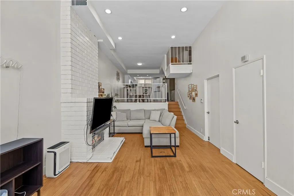 17809 Margate, Encino, CA 91316 - Photo 4 of 27, Encino, CA