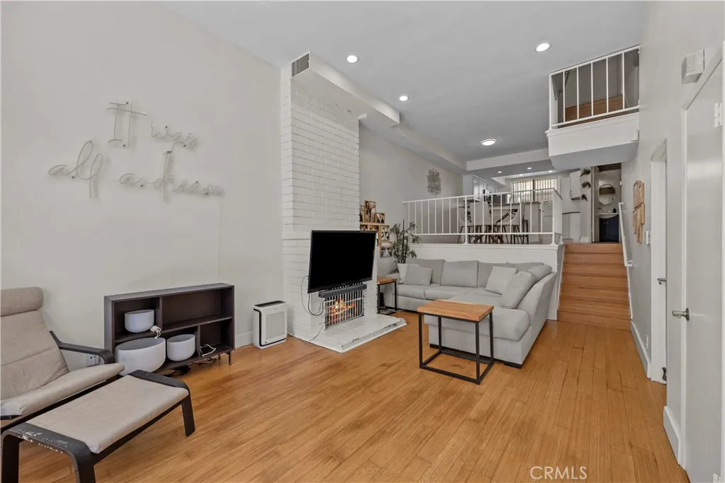 17809 Margate, Encino, CA 91316 - Photo 3 of 27, Encino, CA