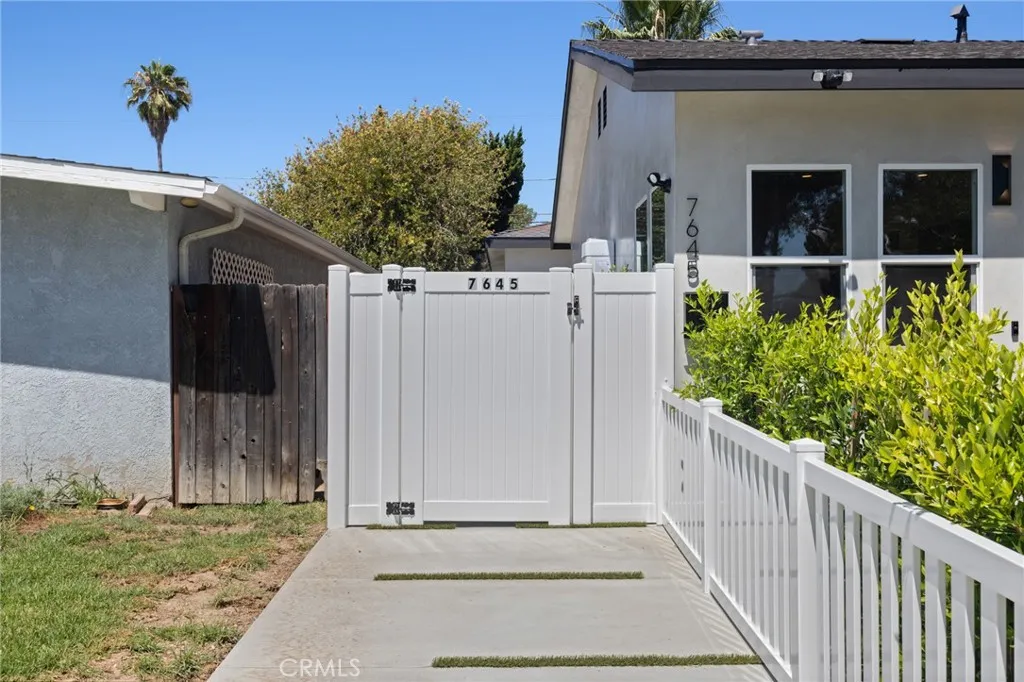 Reseda, CA 91335