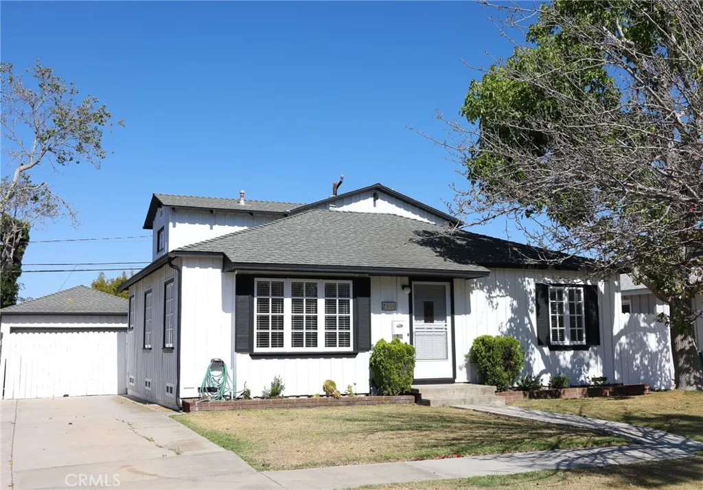2000 Harkness Street, Manhattan Beach, CA 90266 - Photo 2 of 21, Manhattan Beach, CA