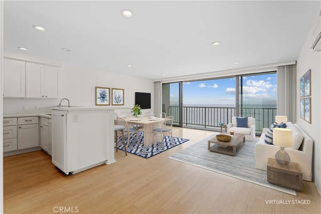 721 Esplanade Unit 403, Redondo Beach, CA 90277 - Photo 4 of 28, Redondo Beach, CA