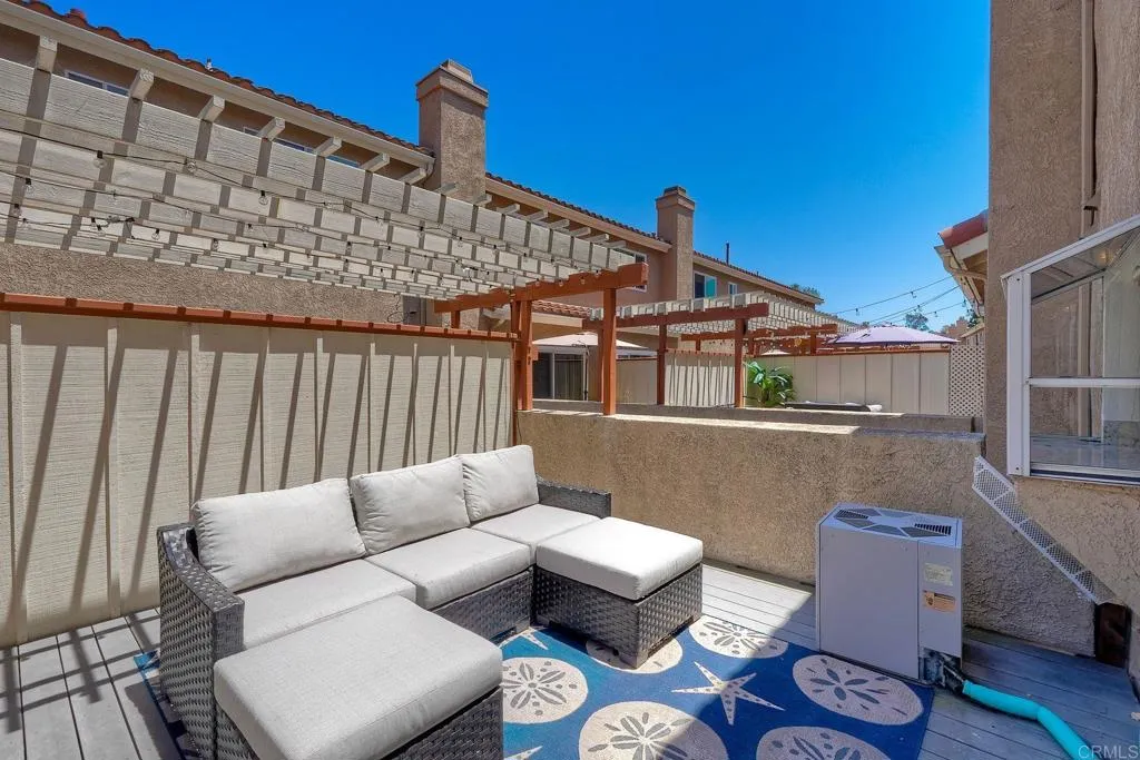 https://cdn.realtyfeed.com/cdn/127/306750786/05f9cac9f4c1e225b8aa8e961084e53b.webp