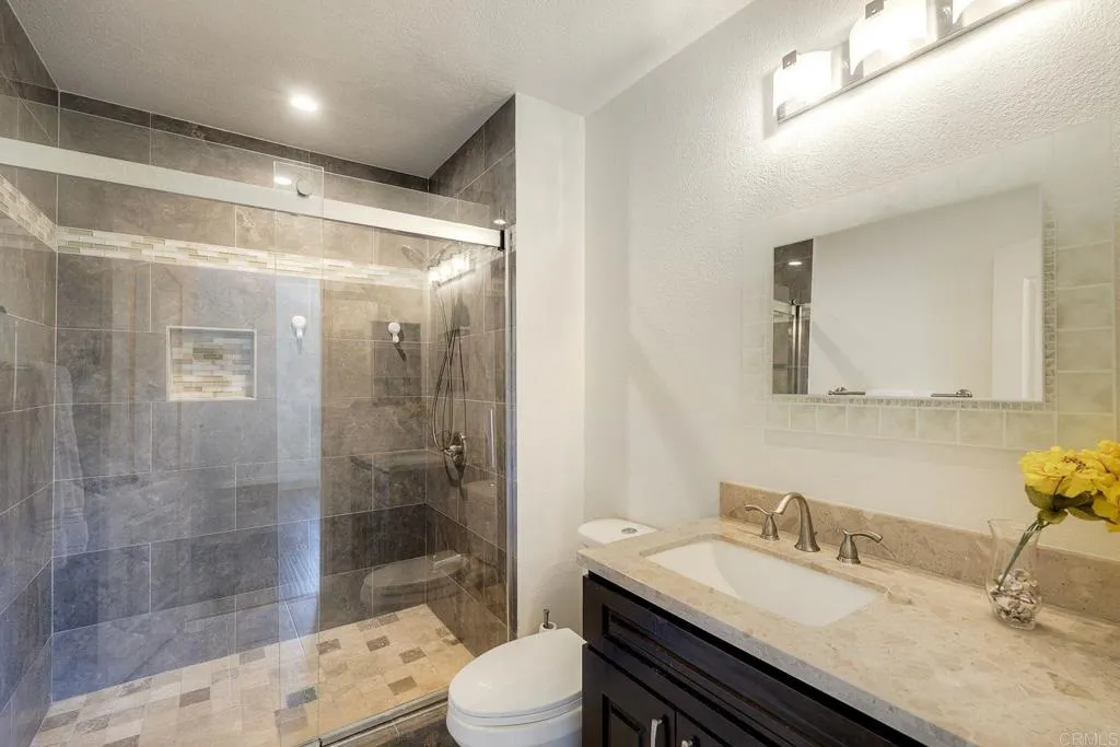 https://cdn.realtyfeed.com/cdn/127/306750786/4ac780adf0de8f7e1e6ecc9fd7f952c4.webp