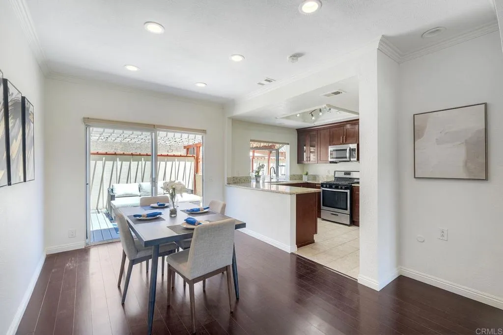 https://cdn.realtyfeed.com/cdn/127/306750786/b990bbfa8f565476c6ee94775d6fb567.webp