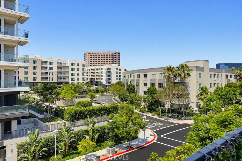Irvine, CA 92612